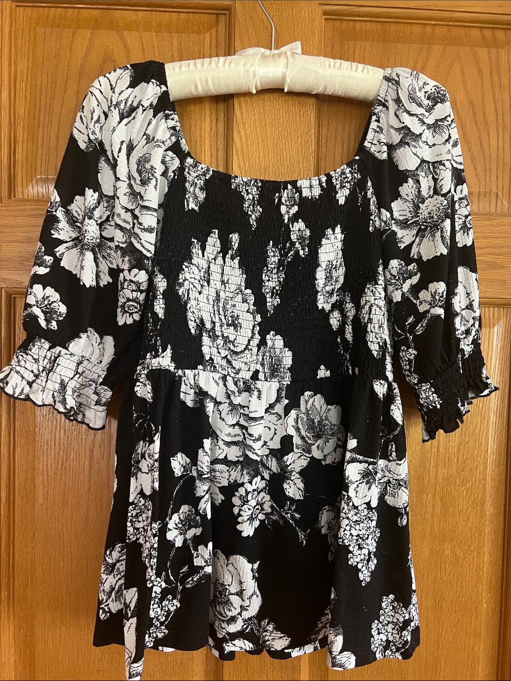 Doe & Rae Black and White Floral Smocked Tunic